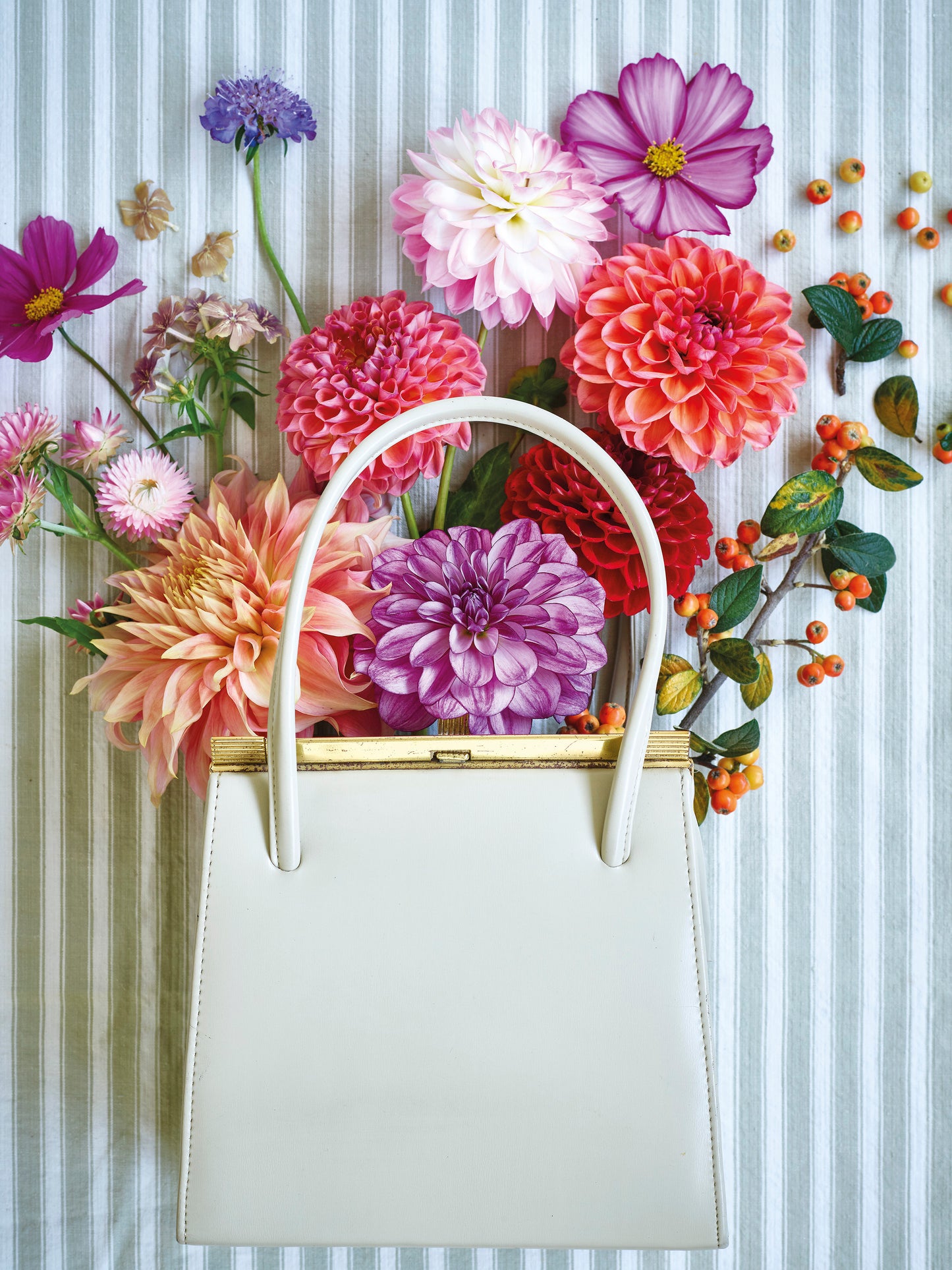 'Handbag of Blooms' Greetings Card